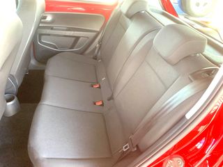 Volkswagen Up 2018-thumb-12