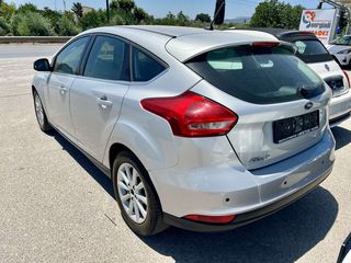 Ford Focus 2017 TITANIUM-thumb-2