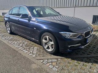 Bmw 320 '12 Luxury 