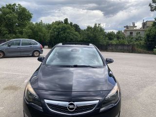 Opel Astra '10