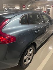 Volvo V40 '13 D2