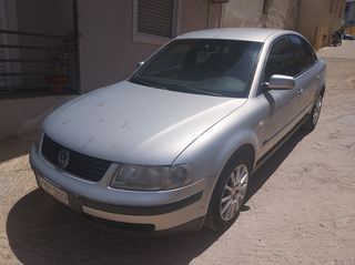 Volkswagen Passat '00