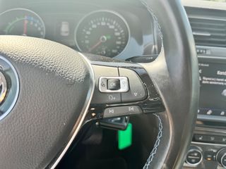 Volkswagen Golf 2017 eGOLF CCS auto navi-thumb-24