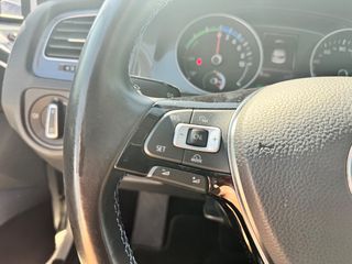 Volkswagen Golf 2017 eGOLF CCS auto navi-thumb-25