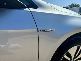 Volkswagen Golf 2017 eGOLF CCS auto navi-thumb-29