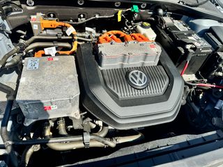 Volkswagen Golf 2017 eGOLF CCS auto navi-thumb-31