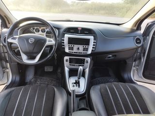 Lancia Delta 2011 diesel multijet automatic-thumb-8
