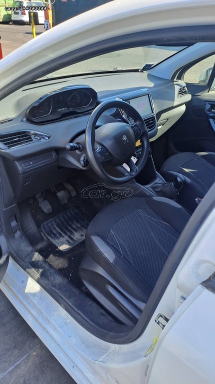 Peugeot 208 2014 σαλόνι σετ Pereda_parts 