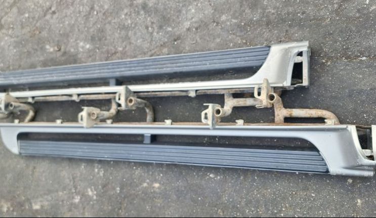 Σκαλοπάτια Mitsubishi Pajero Sport 6G72 2003