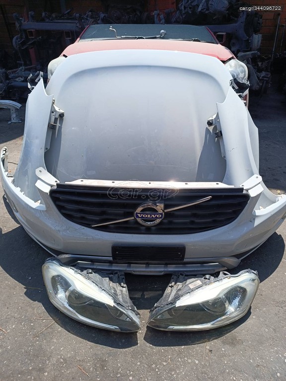 VOLVO CX60 2015