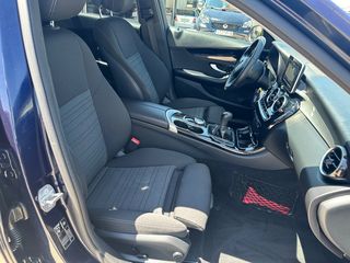 Mercedes-Benz C 180 2019 d T Night Packet Avantgarde Manual-thumb-18