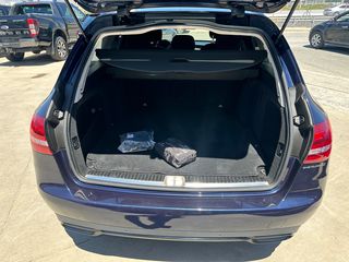 Mercedes-Benz C 180 2019 d T Night Packet Avantgarde Manual-thumb-21
