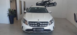 Mercedes-Benz GLA 180 '17  d Urban 7G-DCT