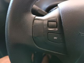 Peugeot 208 2015-thumb-16
