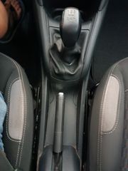 Peugeot 208 2015-thumb-17