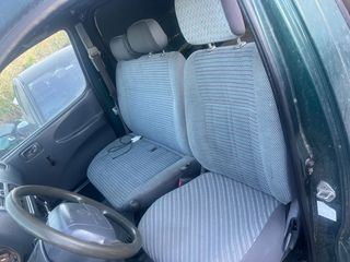 TOYOTA HIACE 2LT-thumb-2