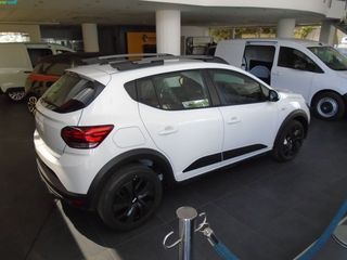 Dacia Sandero 2025 Stepway Expression TCe 90 CVT-thumb-6