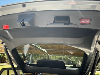 Mercedes-Benz GLC Coupe 2019 250d Book Service-thumb-10