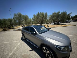 Mercedes-Benz GLC Coupe 2019 250d Book Service-thumb-1