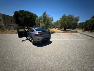 Mercedes-Benz GLC Coupe 2019 250d Book Service-thumb-6