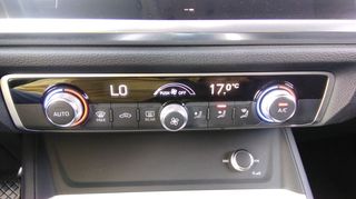 Audi Q3 2020 Business 35 TDI S tronic - NEW MODEL..!!!-thumb-15