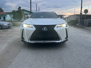 Lexus UX '21 UX250h