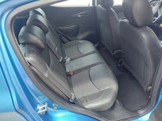 Opel Karl 2016-thumb-16