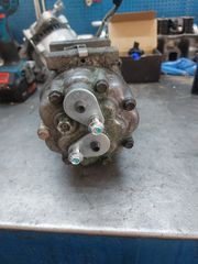 Κομπρεσέρ a/c Volvo s40 2.0 diesel -thumb-2