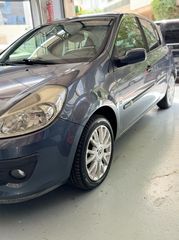 Renault Clio 2006-thumb-1