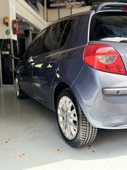 Renault Clio 2006-thumb-3