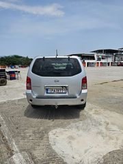 Nissan Pathfinder 2006-thumb-1