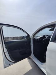 Mitsubishi Space Star 2015 Mirage 1000cc-thumb-11