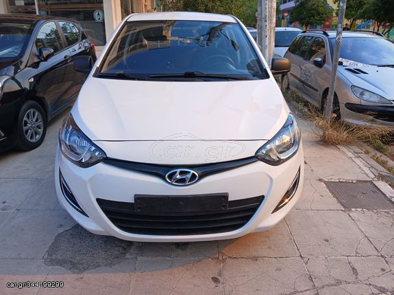 Hyundai i 20 '14  1.2 FIFA WORLD CUP EDITIOΝ,ΤΕΛΙΚΗ ΤΙΜΗ.