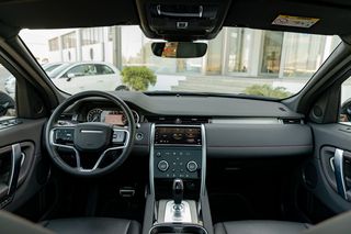Land Rover Discovery Sport 2023 Plug-in Hybrid-thumb-4