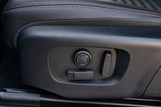 Land Rover Discovery Sport 2023 Plug-in Hybrid-thumb-48