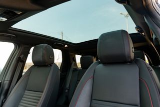 Land Rover Discovery Sport 2023 Plug-in Hybrid-thumb-26