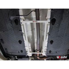 Ultra Racing 4 Point Centre Subframe Brace A3 / Golf 5 / Golf 6 / Leon 2 / Scirocco