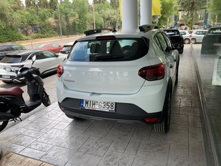 Dacia Sandero 2023 Stepway-thumb-1