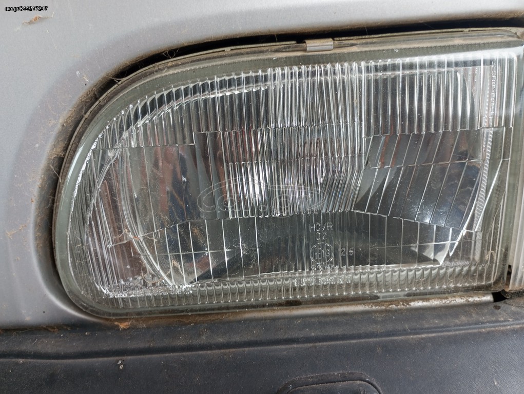 Φανάρια εμπρός 40+ΦΠΑ το κομμάτι