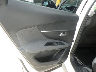 Peugeot 3008 2019  1.5 BlueHDi 130 EAT8 AYTOMATO-thumb-4