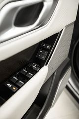 Land Rover Range Rover Velar 2021 R DYNAMIC SE FACELIFT APPROVED-thumb-17