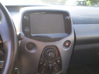 Toyota Aygo (X) 2018-thumb-8