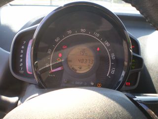 Toyota Aygo (X) 2018-thumb-10