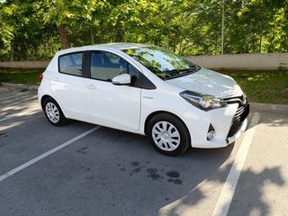 Toyota Yaris 2016 HYBRID