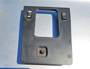 Κεντρικη Επενδυση Ταμπλο Mercedes W202 C180 Esprint 93-97 με 2 Διακοπτες Ηλ.Παραθυρα Ηλ.Καθρεπτες