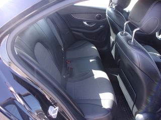 Mercedes-Benz C 200 2016-thumb-5