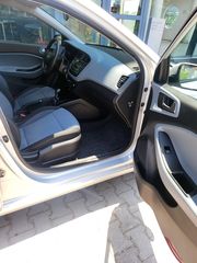 Hyundai i 20 2018 1.2 GO-thumb-8