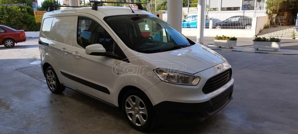 Ford Transit Courier 2021