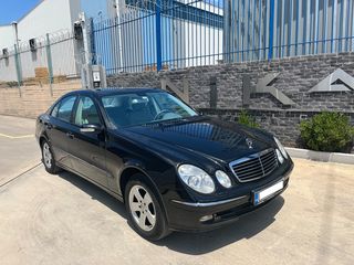 Mercedes-Benz E 200 2004  Compressor Avantgarde Automatic-thumb-3