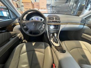 Mercedes-Benz E 200 2004  Compressor Avantgarde Automatic-thumb-14